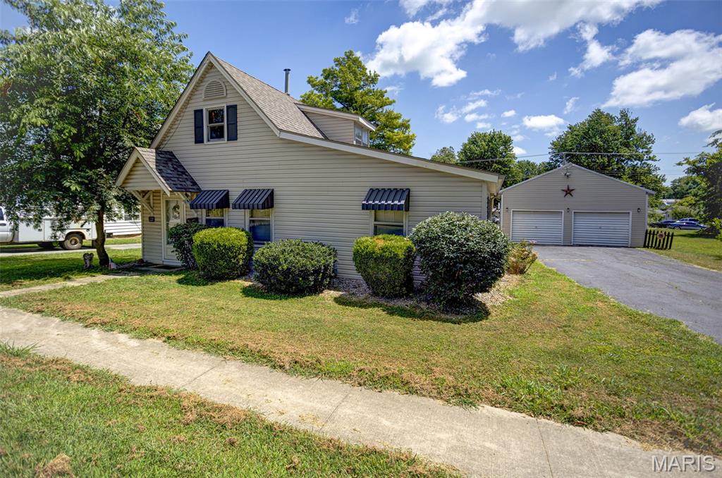 622 N Jackson Street Property Photo 1