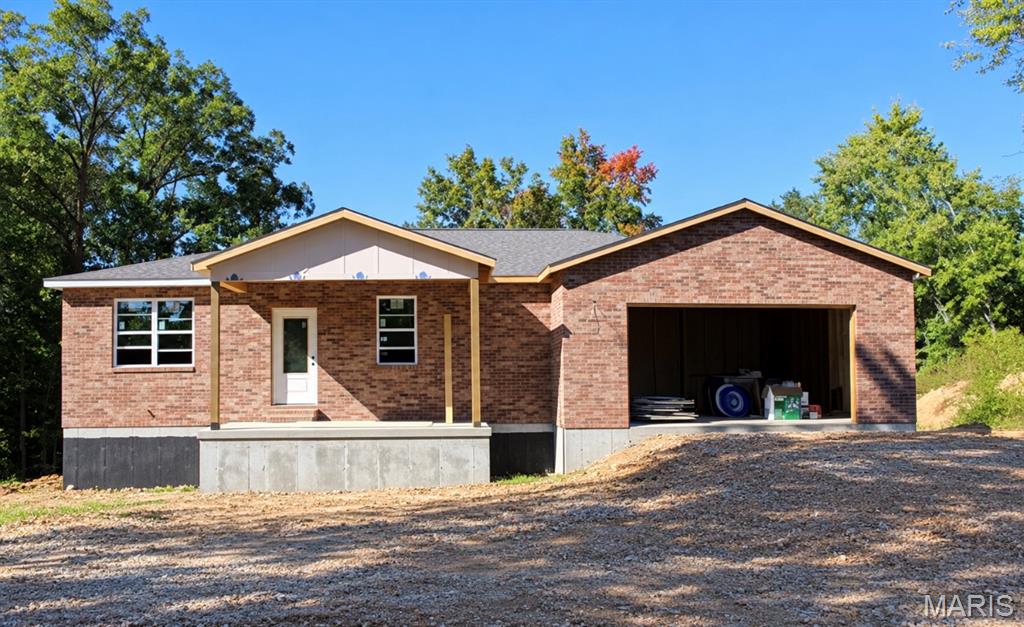 16807 Bergamot Property Photo 1