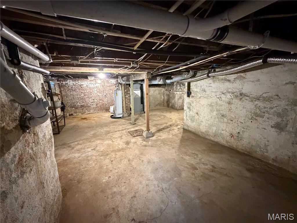 1930 Marilla Street Property Photo 25
