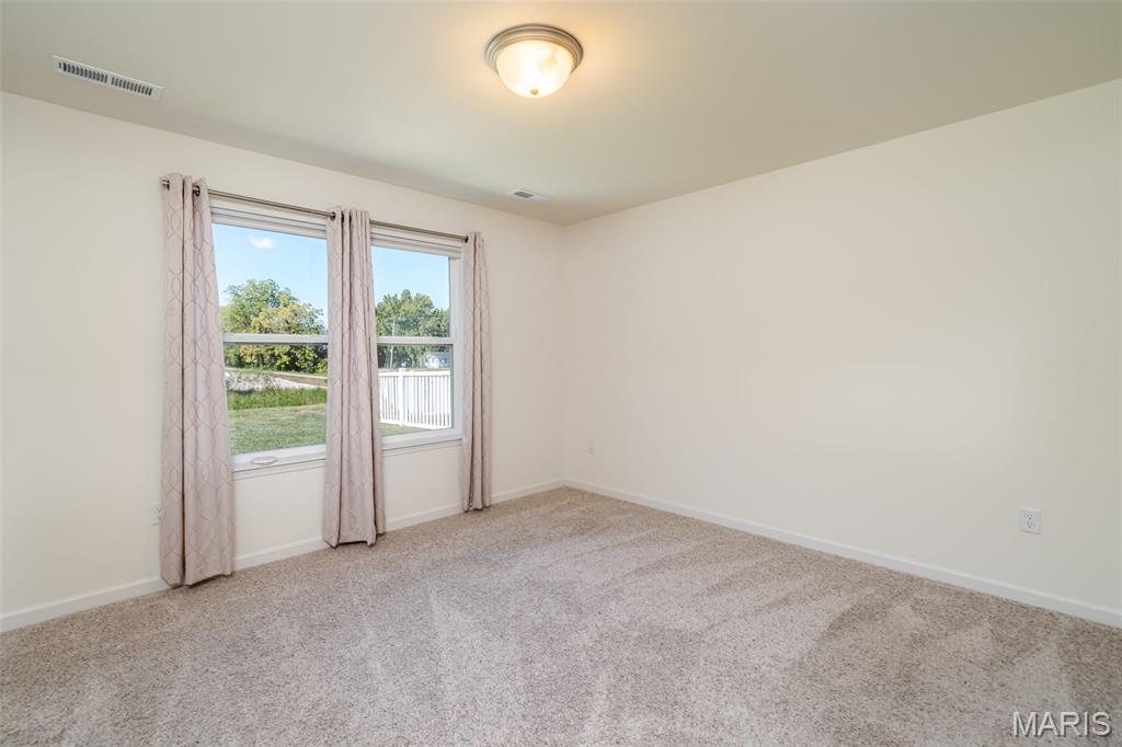 815 Locust Street Property Photo 13