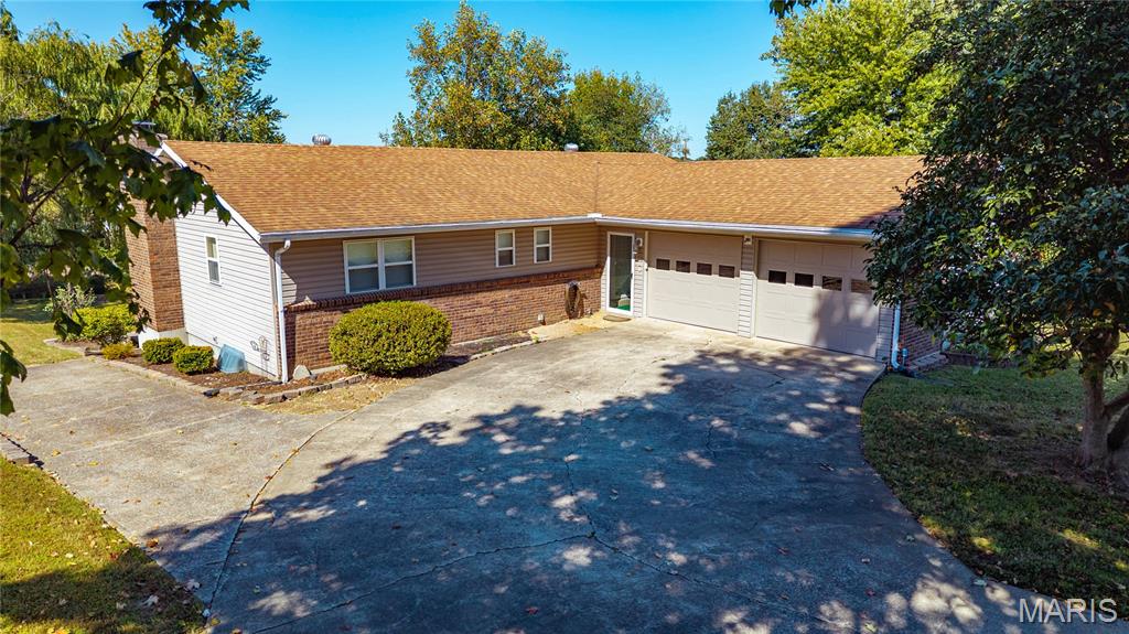 2746 Gordonville Road Property Photo 1