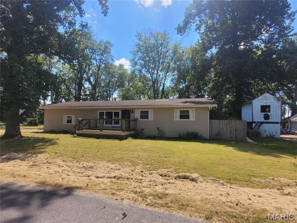 204 Easy Street Property Photo 3
