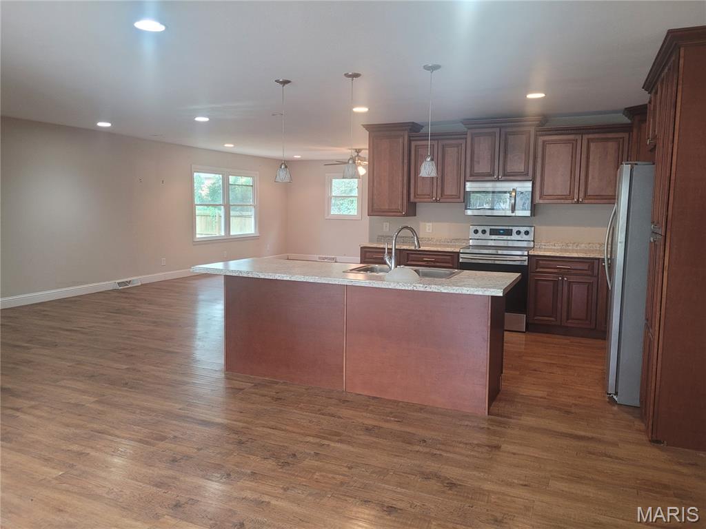 204 Easy Street Property Photo 7