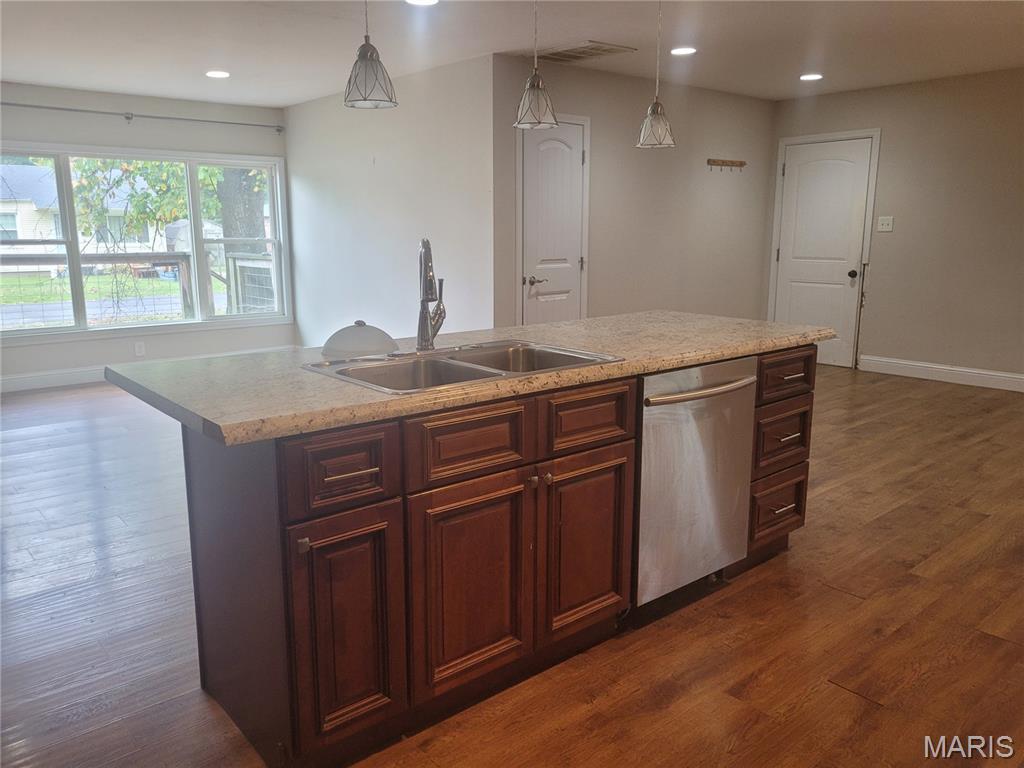 204 Easy Street Property Photo 12