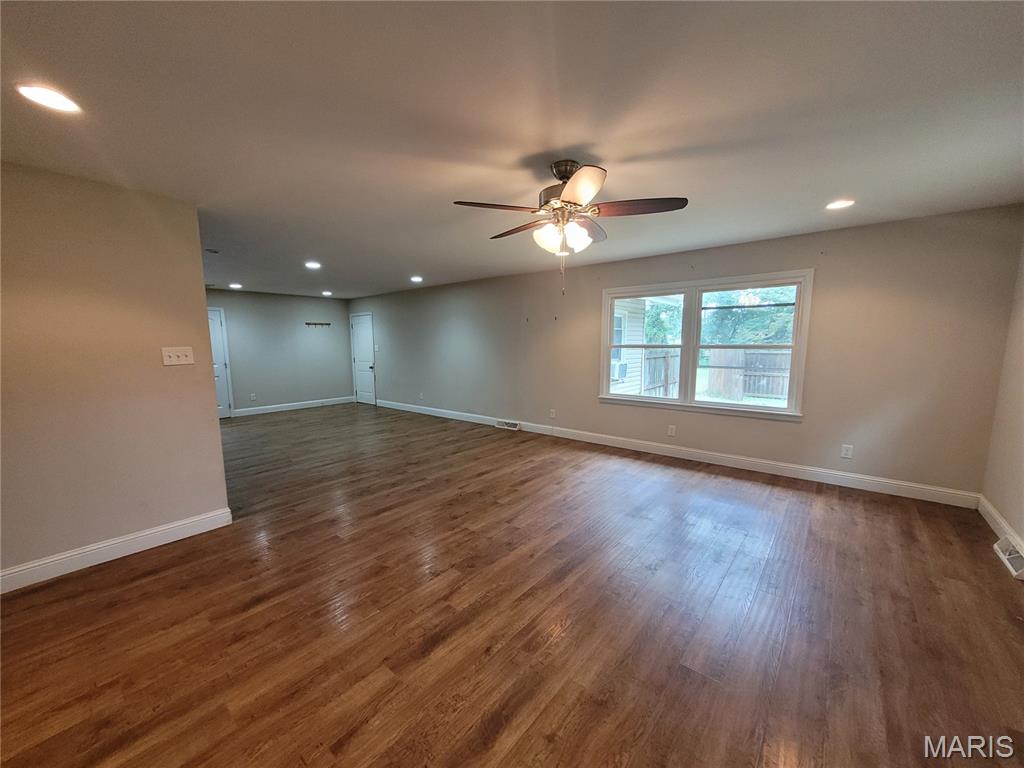204 Easy Street Property Photo 16