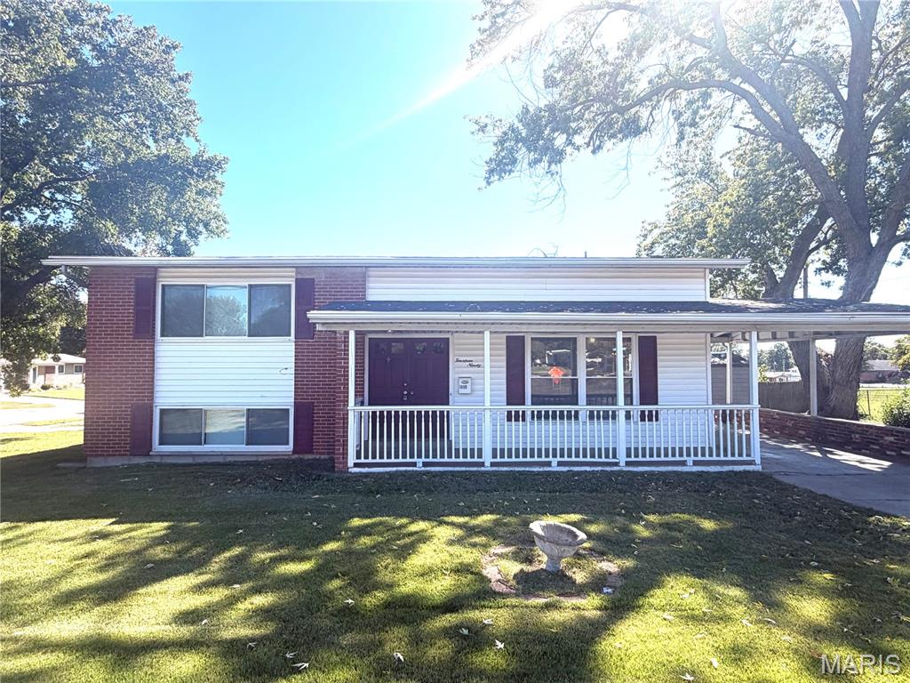1490 Shackelford Road Property Photo 1