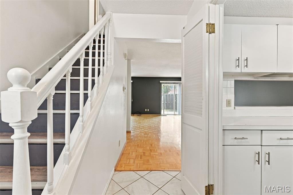 10332 Corbeil Drive Property Photo 3