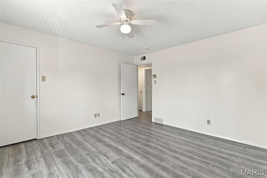 10332 Corbeil Drive Property Photo 14