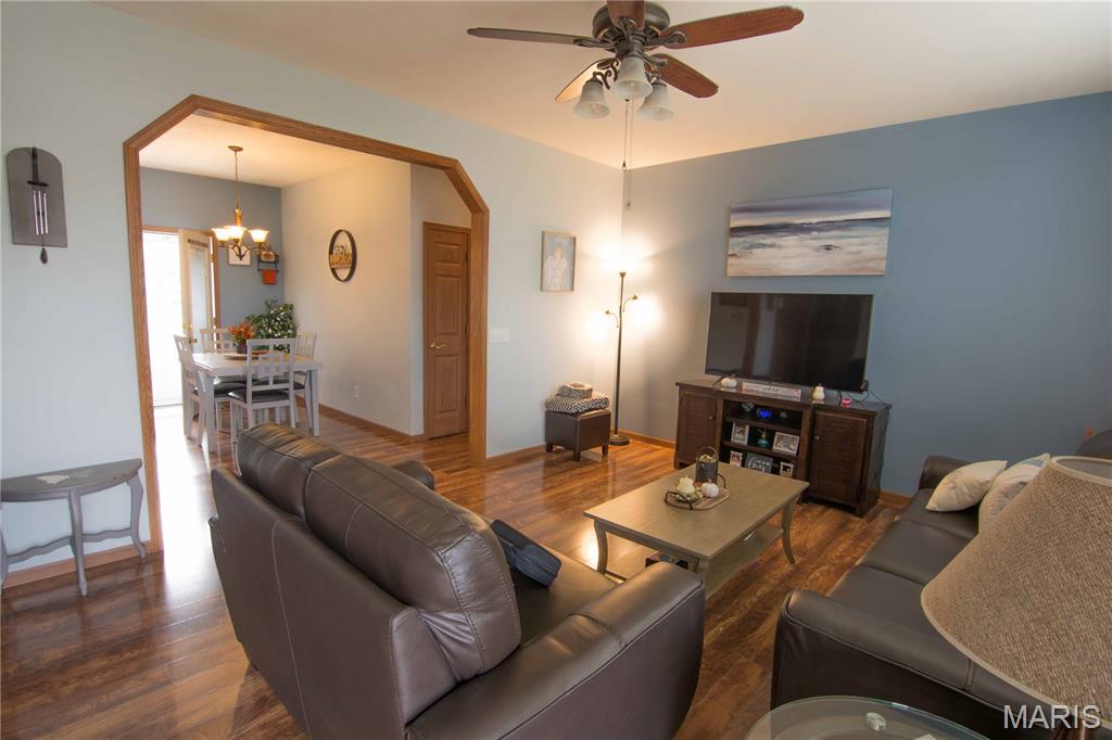 120 N Rock Island Avenue Property Photo 3