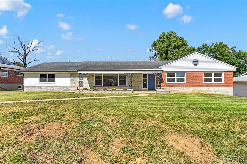 7 Biritz Drive Property Photo 1