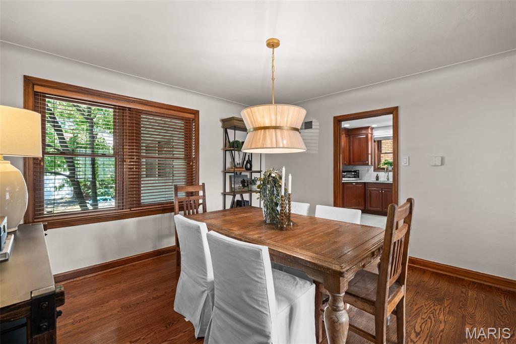6349 Murdoch Avenue Property Photo 11