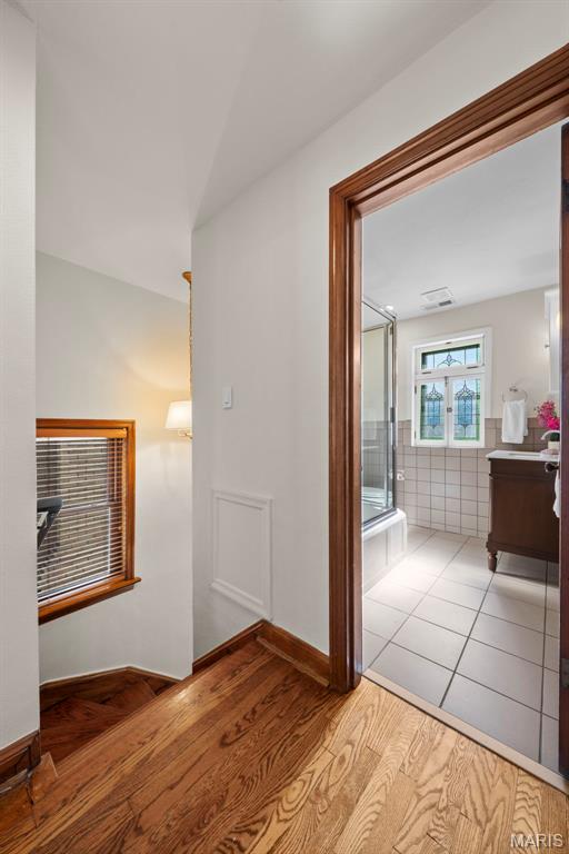 6349 Murdoch Avenue Property Photo 25