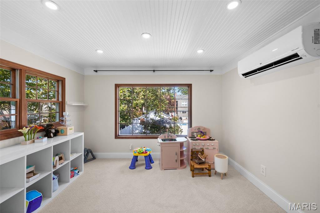 6349 Murdoch Avenue Property Photo 35