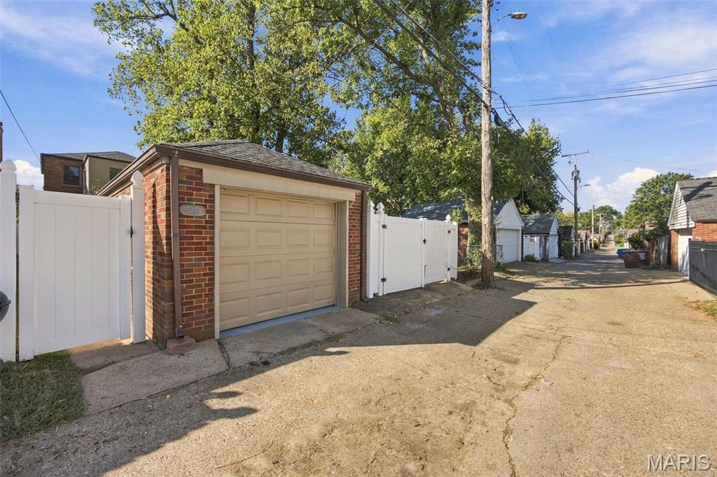 6349 Murdoch Avenue Property Photo 51
