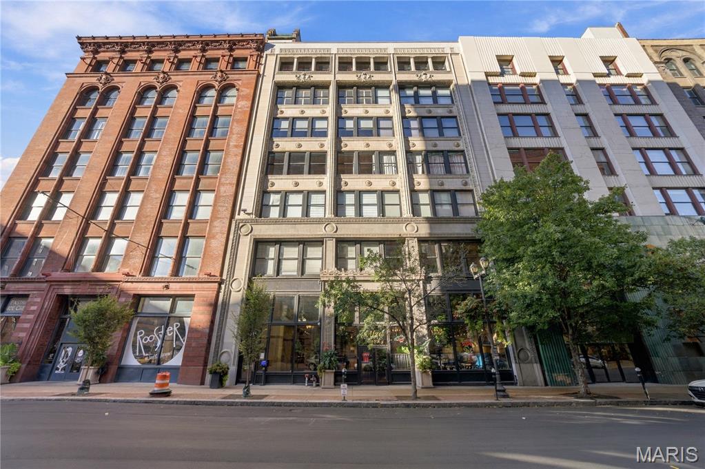 1015 Washington Avenue 708 Property Photo 1
