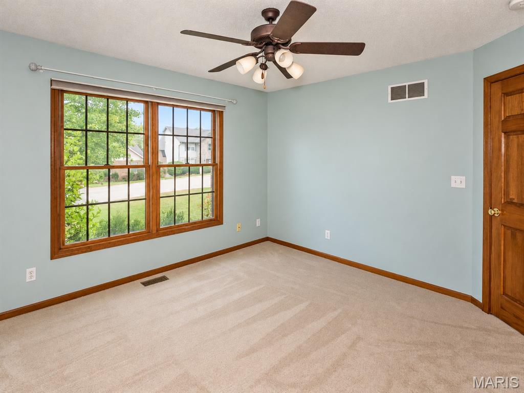 212 Keeneland Court Property Photo 24