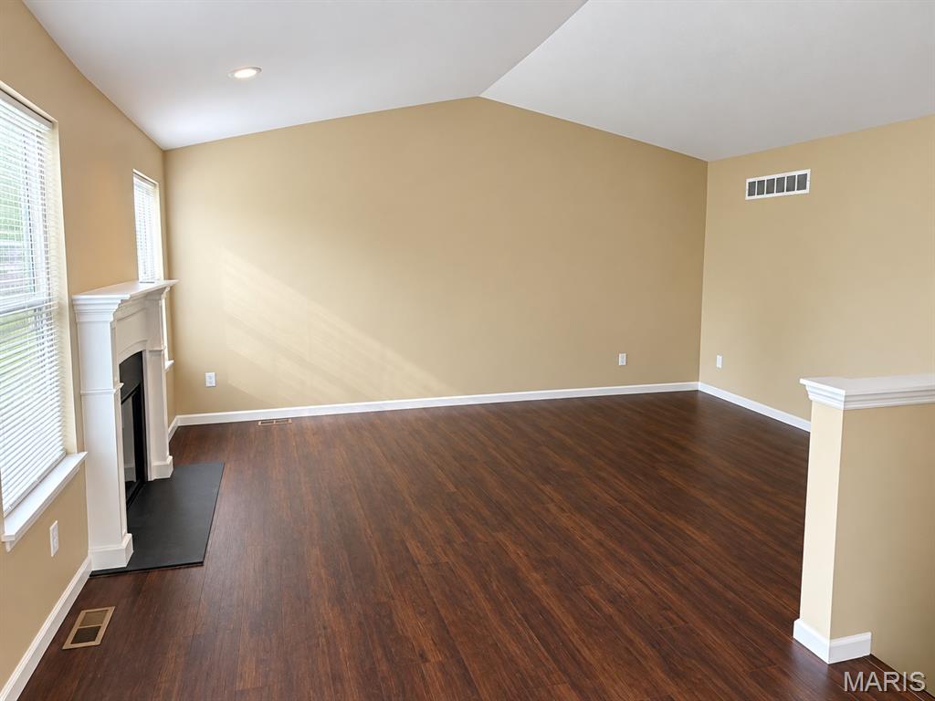 37 Gold Run Drive B Property Photo 2