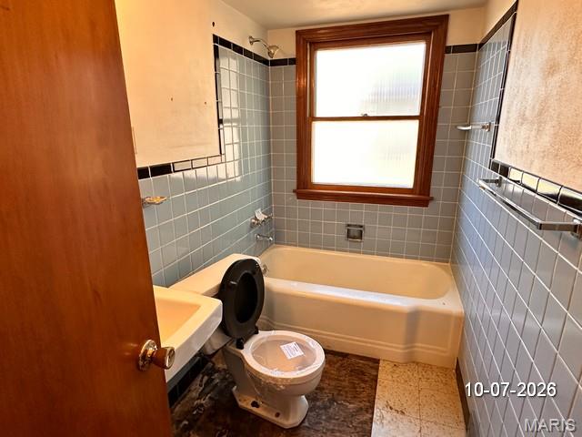 9857 Lilac Drive Property Photo 8