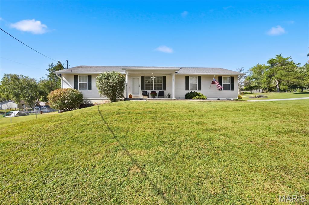 3743 Clearview Drive Property Photo 1
