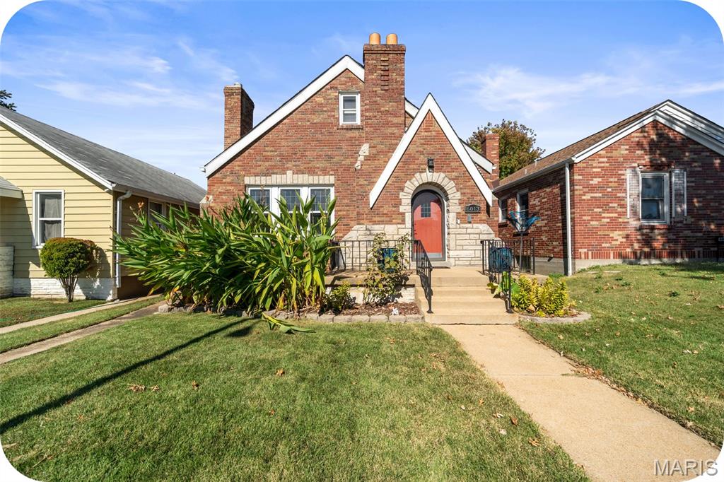 6013 Marquette Avenue Property Photo 1