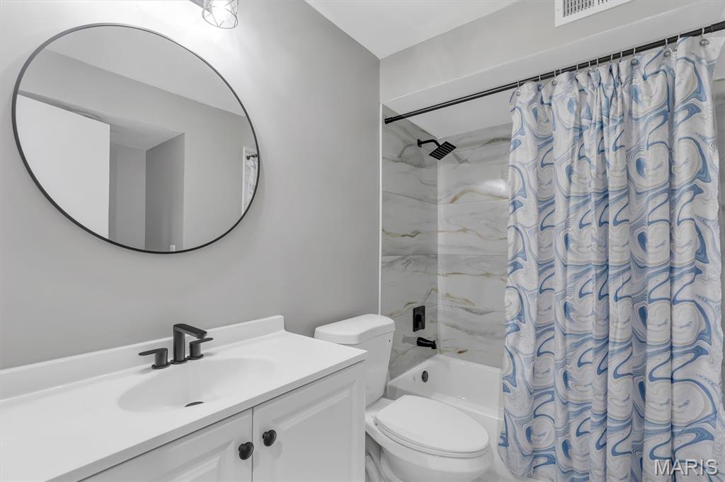 1125 Hawkstone Lane Property Photo 15