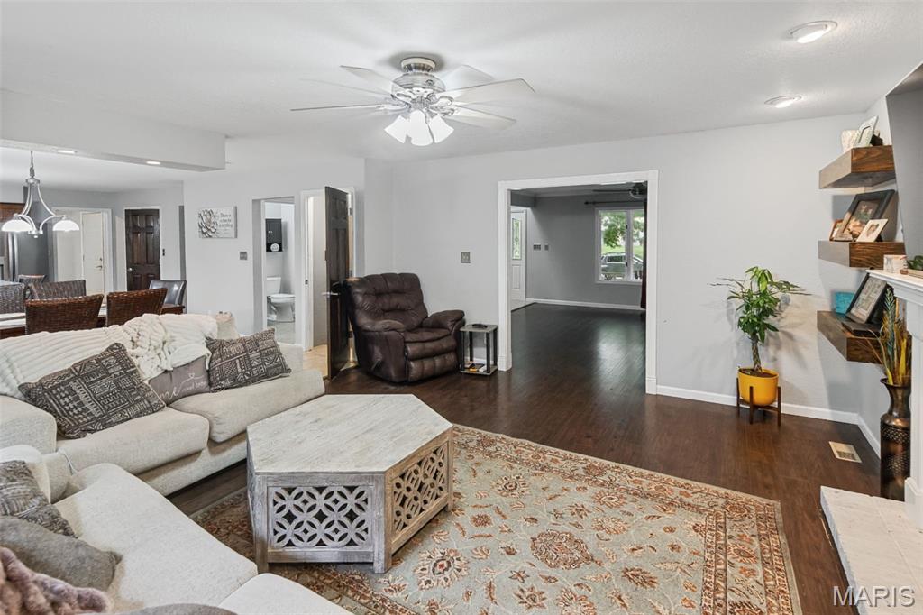 28 Clark Drive Property Photo 10