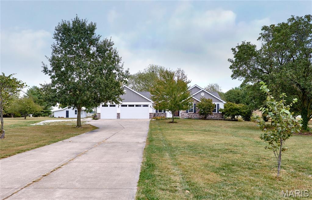 206 Sun Swept Drive Property Photo 1