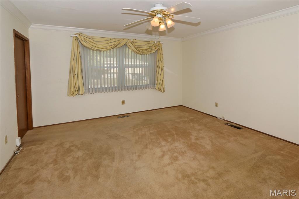 560 Running Creek Drive Property Photo 16