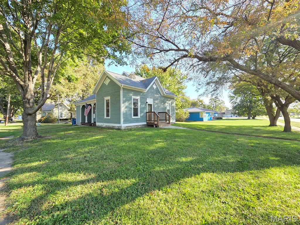 614 White Street Property Photo 3