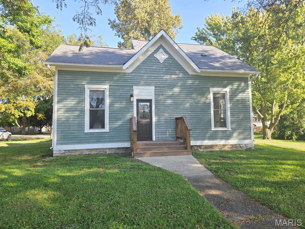 614 White Street Property Photo 4
