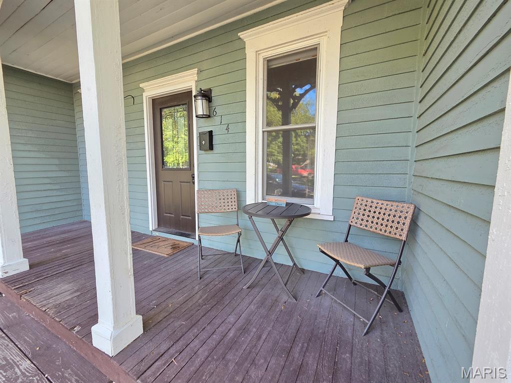 614 White Street Property Photo 9