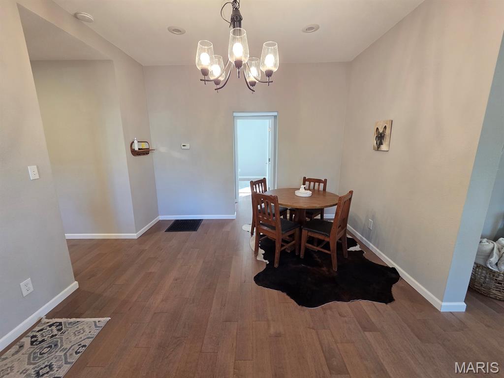 614 White Street Property Photo 24