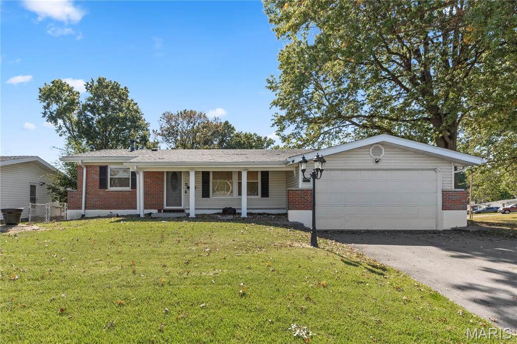 2436 Pershall Road Property Photo 1