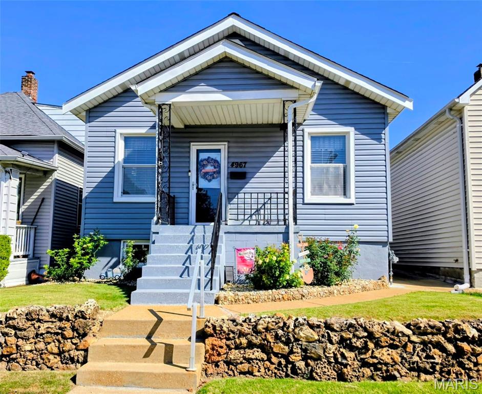 4967 Blow Street Property Photo 1