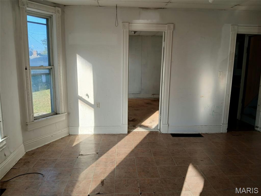 110 N Jefferson Street Property Photo 5