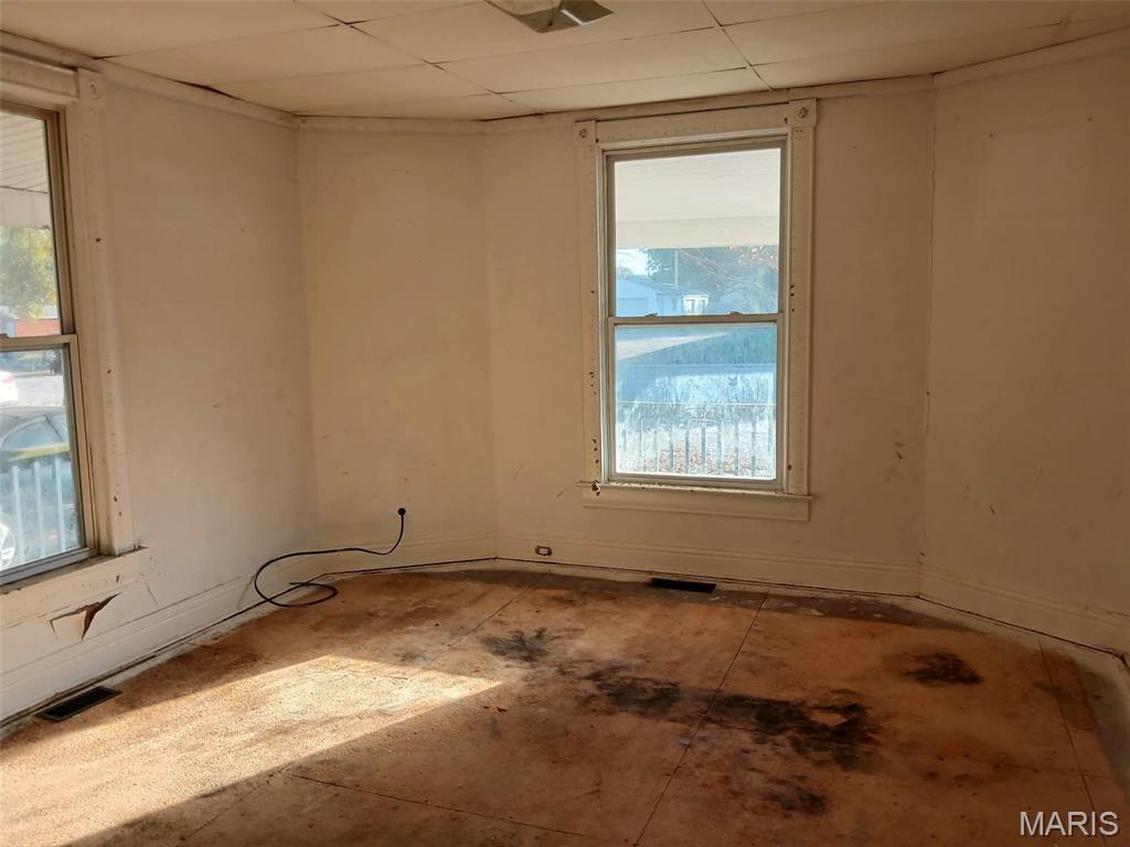 110 N Jefferson Street Property Photo 7