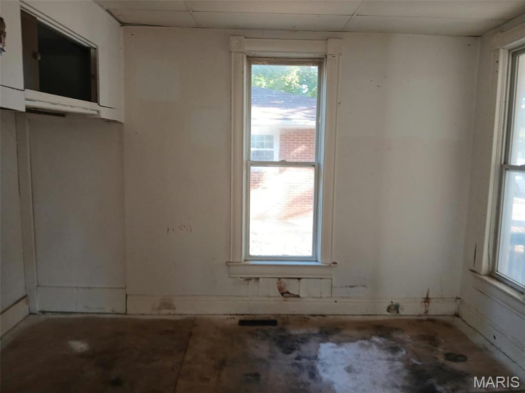 110 N Jefferson Street Property Photo 8