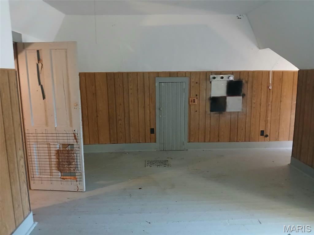 110 N Jefferson Street Property Photo 16