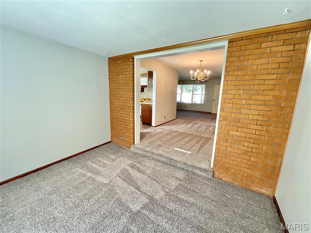 700 St Mary Drive Property Photo 6