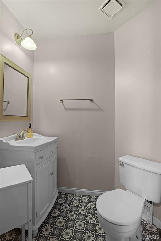 218 Coachman Way Property Photo 15