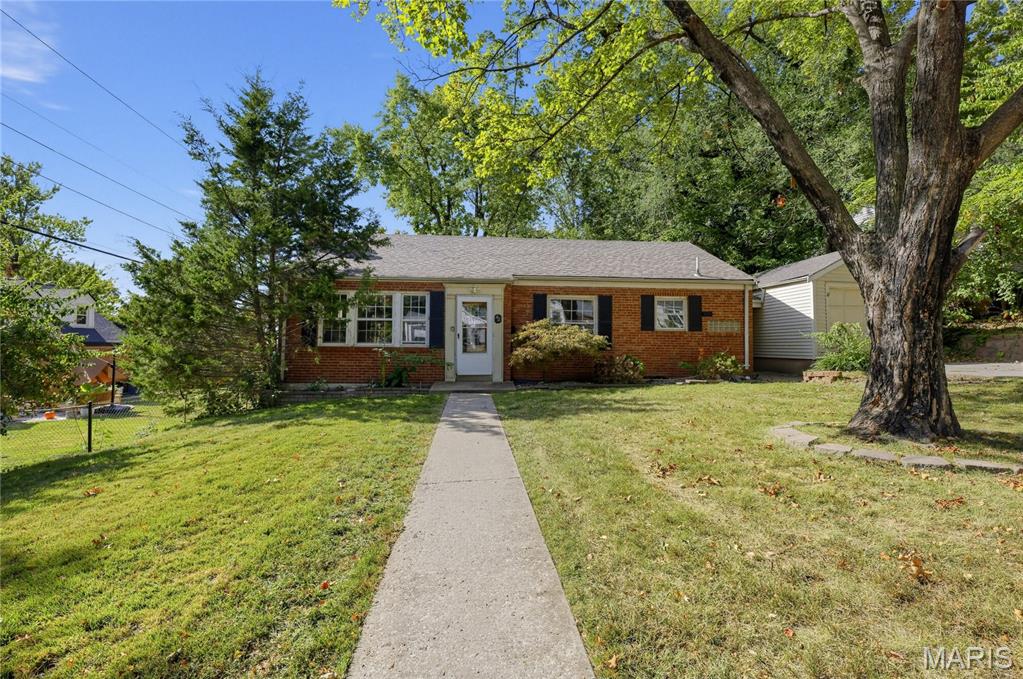 411 N Clay Avenue Property Photo 1