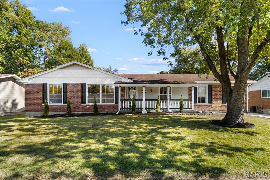 2878 Castleford Drive Property Photo 1