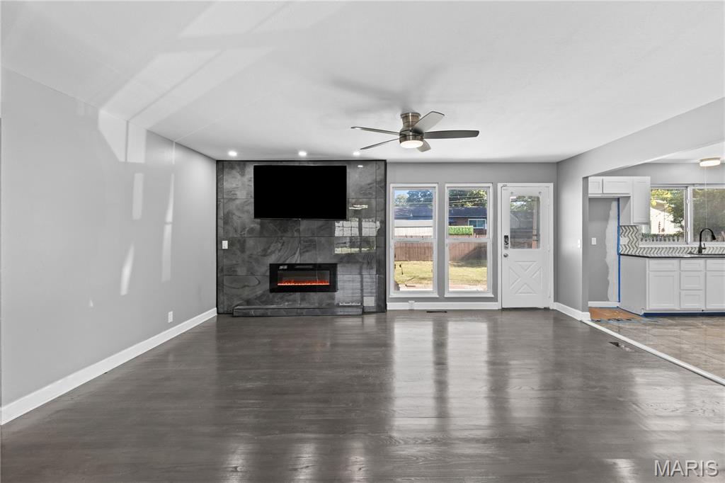 2878 Castleford Drive Property Photo 8