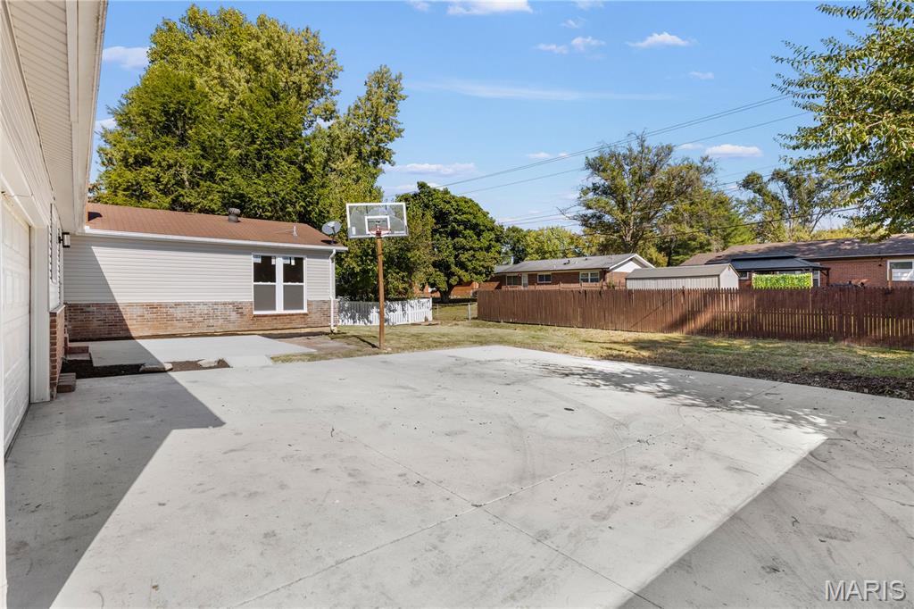 2878 Castleford Drive Property Photo 29
