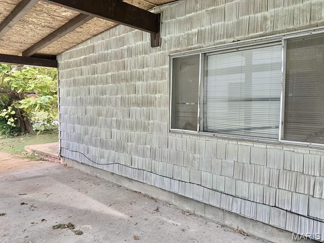 905 E 5th Street Property Photo 5
