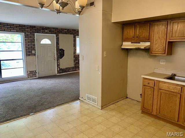 905 E 5th Street Property Photo 13