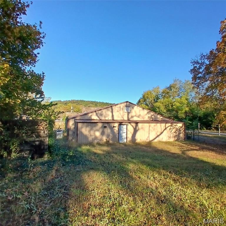 48741 Highway 49 Property Photo 9