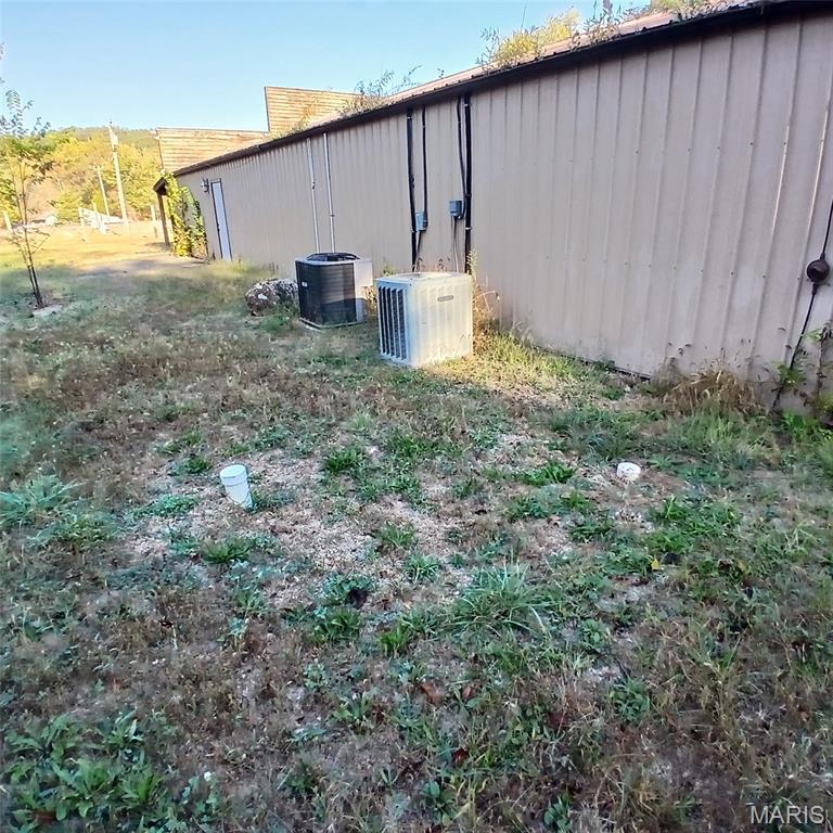 48741 Highway 49 Property Photo 10