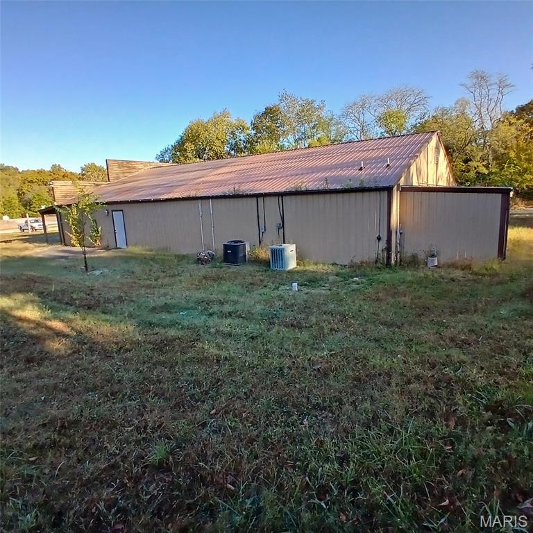 48741 Highway 49 Property Photo 12