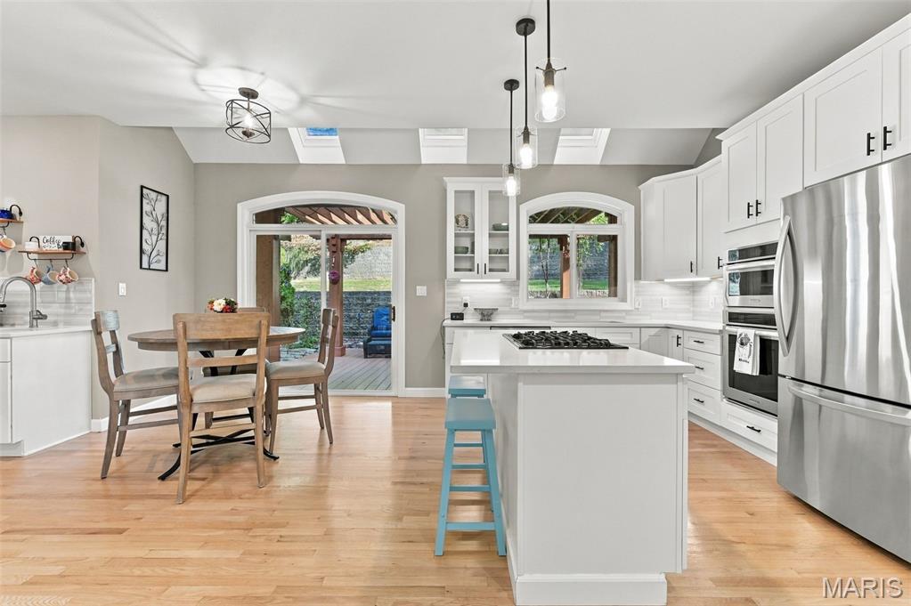 810 New Ballwin Road Property Photo 14